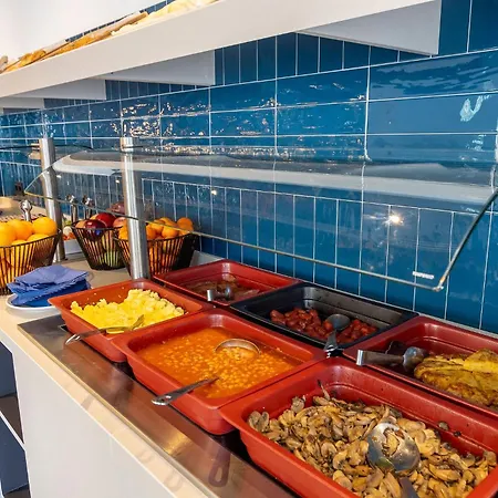 Travelodge Poblenou Hotel Barcelona